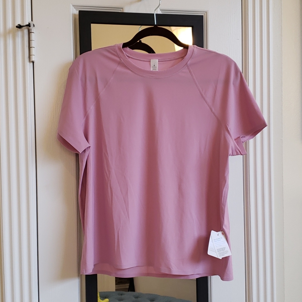 NWT Lululemon top